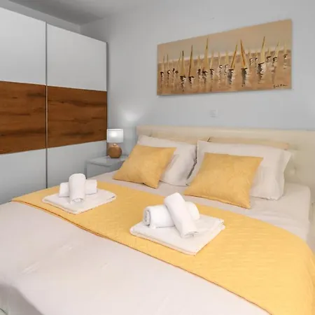 Sensation Кленовица